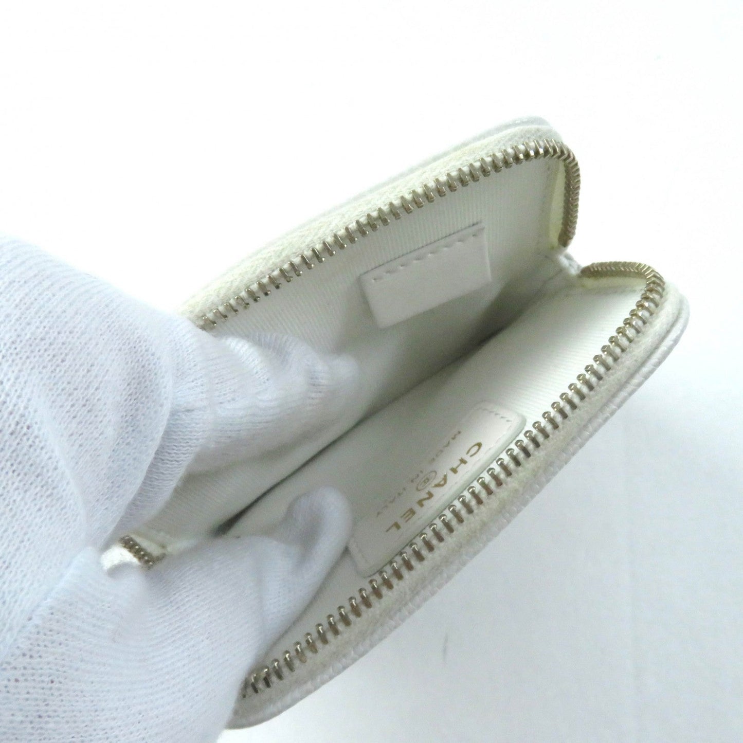 CHANEL Coin case AP2061 Caviar skin white Classic zip coin purse