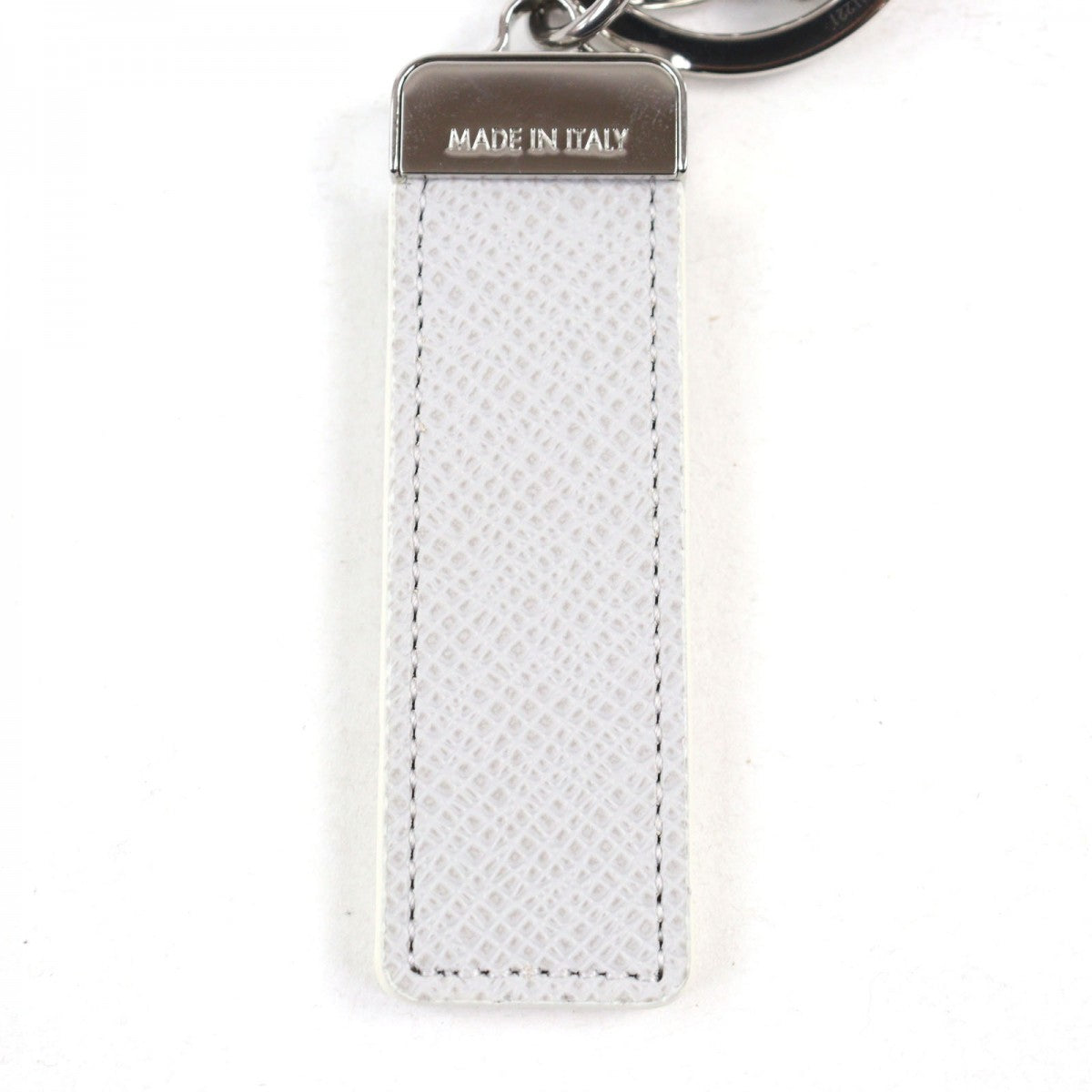 LOUIS VUITTON key ring M69325 leather White Silver Taiga Portocre Neo LV Club