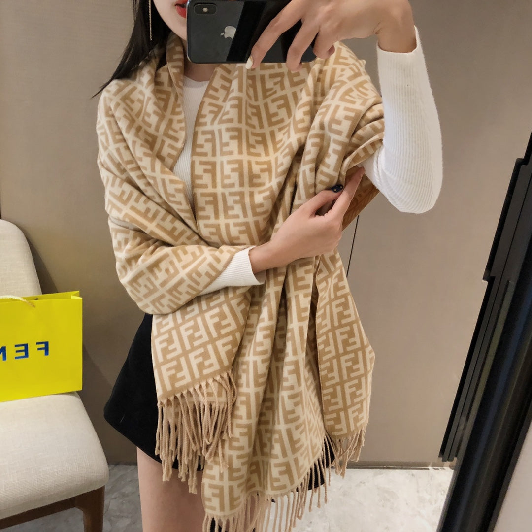 EN - Luxury FEI Scarf 015