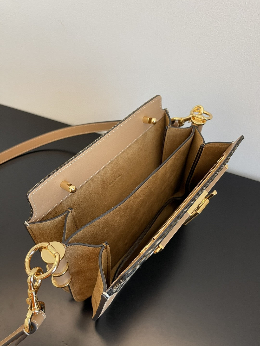 Top QualityTop Quality Touch Brown FF Fabric Bag For Woman 19cm/7.5in 8BT349AGY6F1FSM