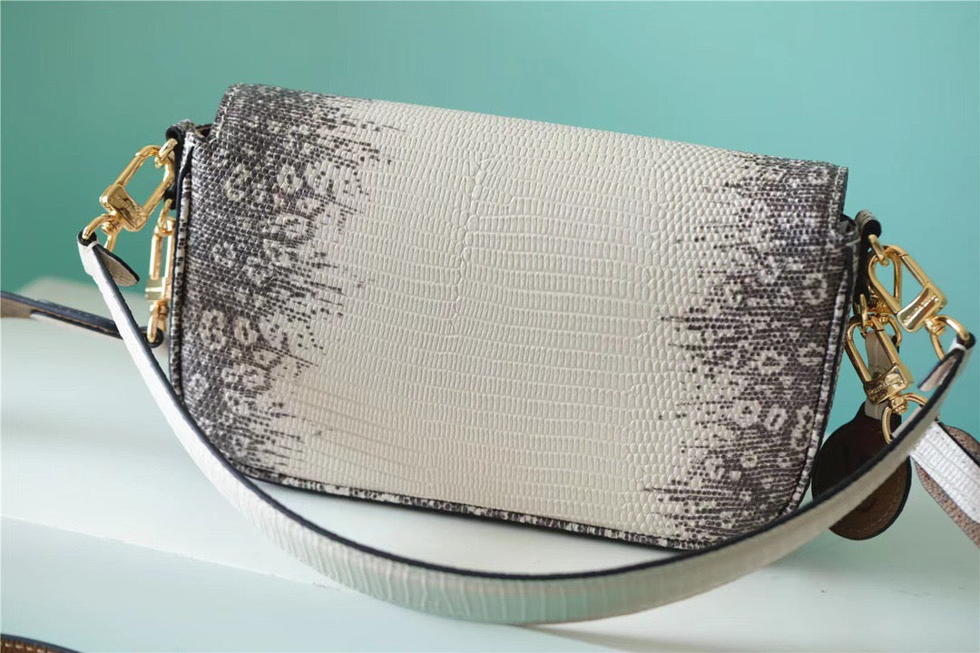 Top Quality Swing Monogram SiTop Qualityer For Women, Shoulder And Crossbody Bags 24cm/9.4in Top Quality