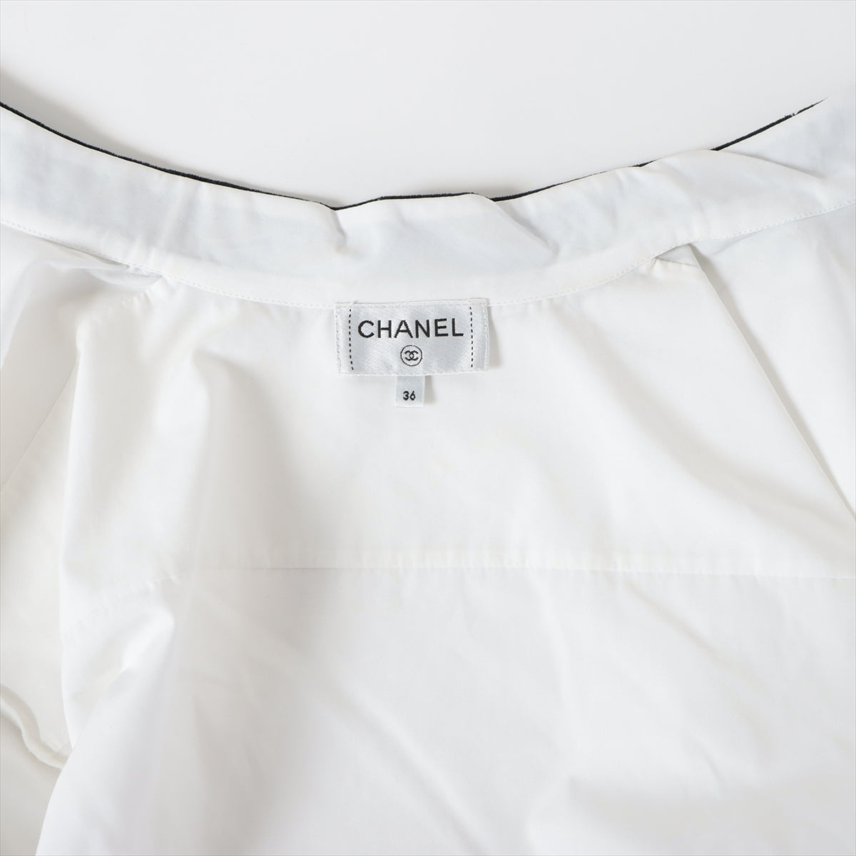 Chanel Coconut Button Cotton X Silk 36 Black X White P73408