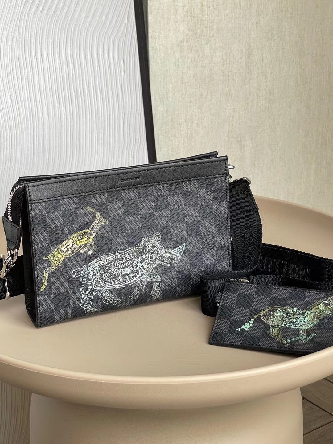 Top Quality Gaston Wearable Wallet Damier Graphite For Men, Bags, Shoulder And Crossbody Bags 8.7in/22cm Top Quality N64608