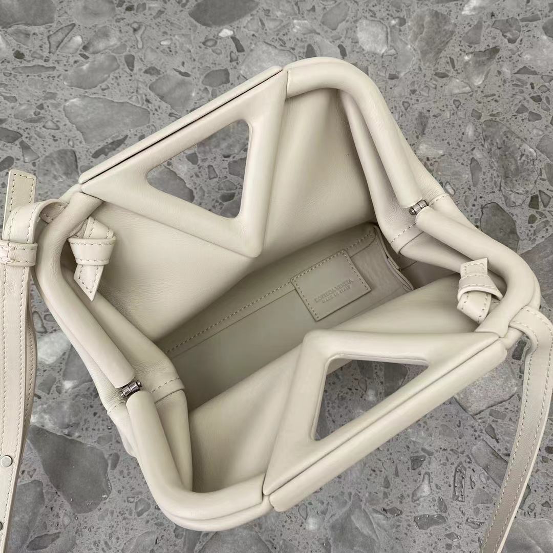 Top Quality Point White, For Women, Women’s Bags 8.6in/22cm 658476VCP409137