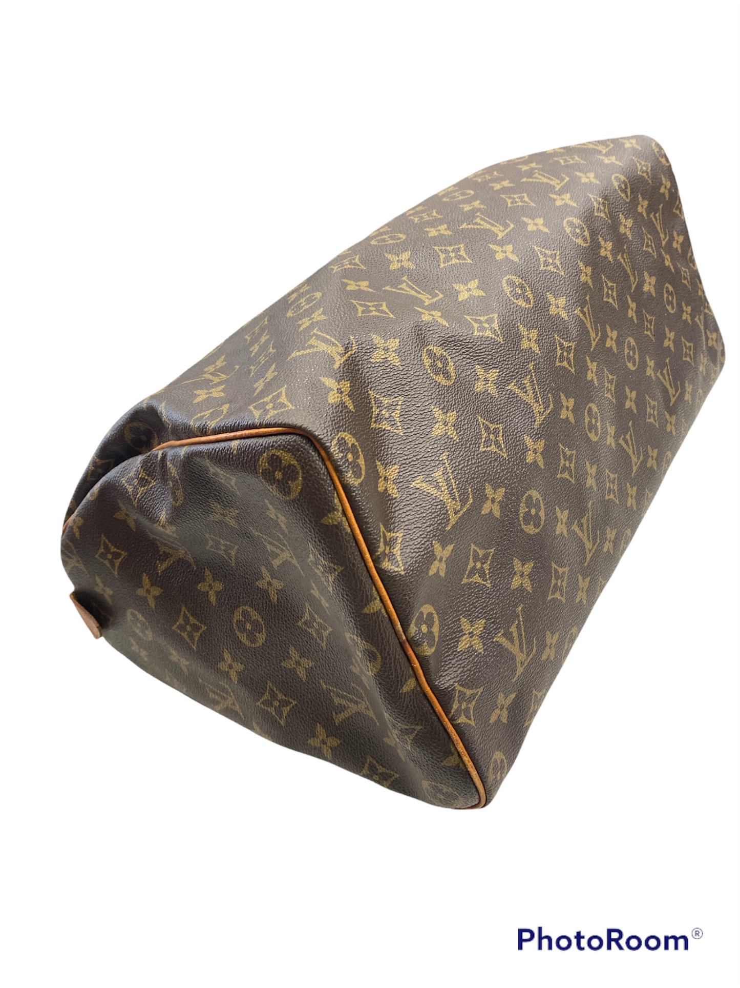 Handbag Designer By Louis Vuitton Size: Large