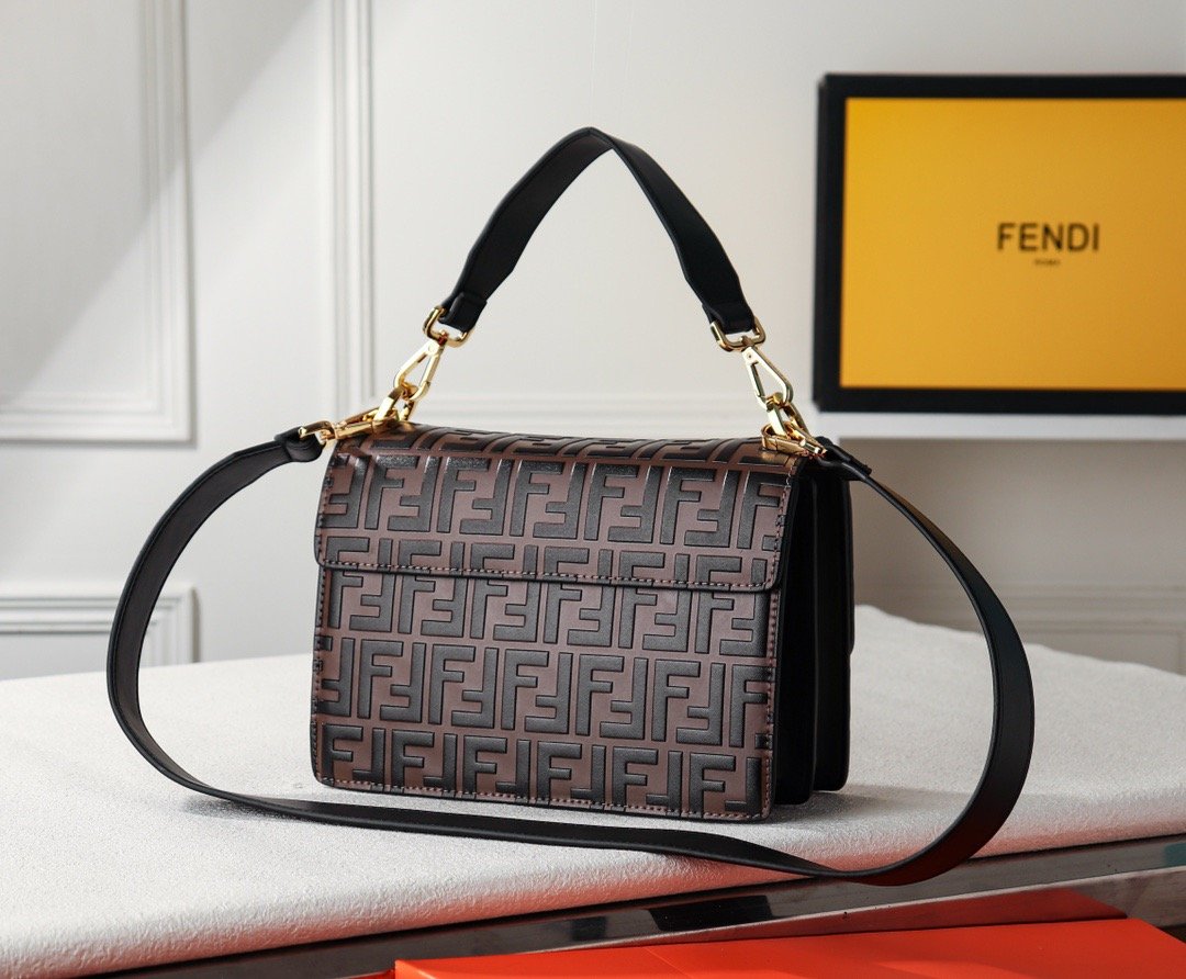 EN - New 1:1 rep Bags FEI 071