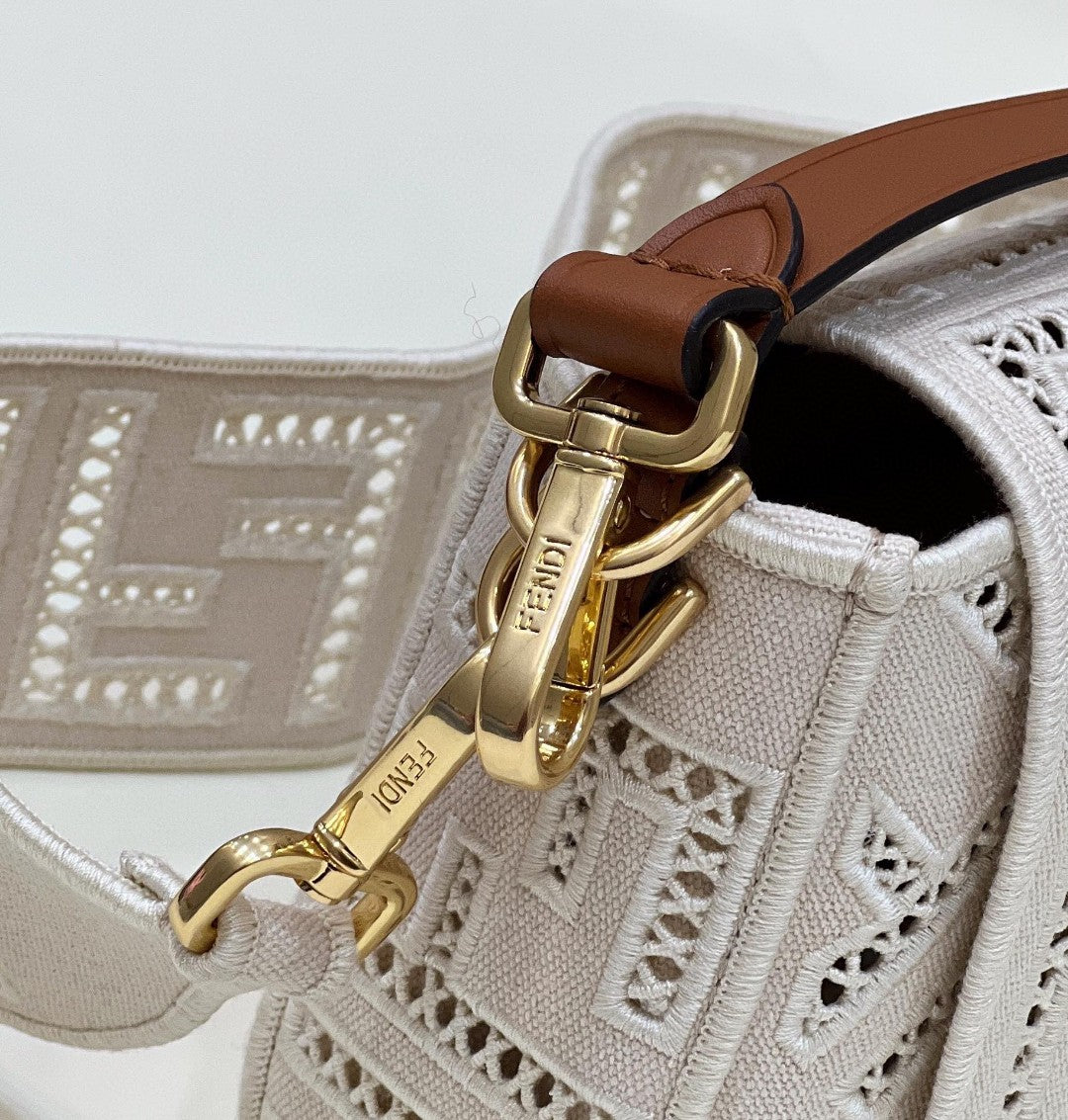 FI Baguette White with Embroidery MeTop Qualityum Bag For Woman 28cm/11in