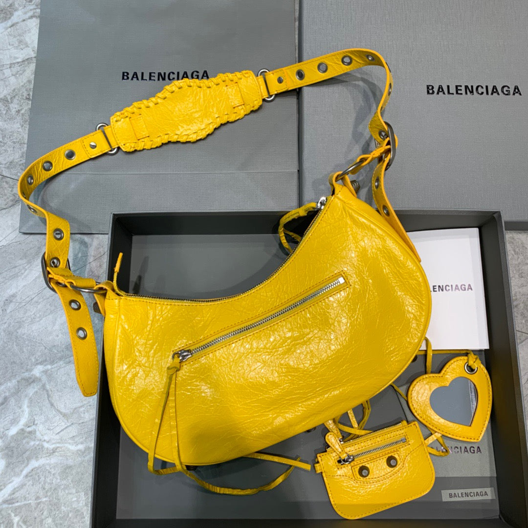 Top Quality Le Cagole XS Shoulder Bag In Yellow, For Women, Bags 13in/33cm