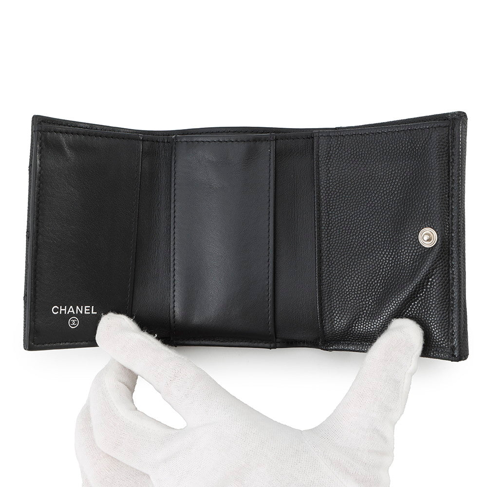 CHANEL Matelasse CHANEL19/Disneuf Small Flap Wallet BlackAP3711 Caviar Leather