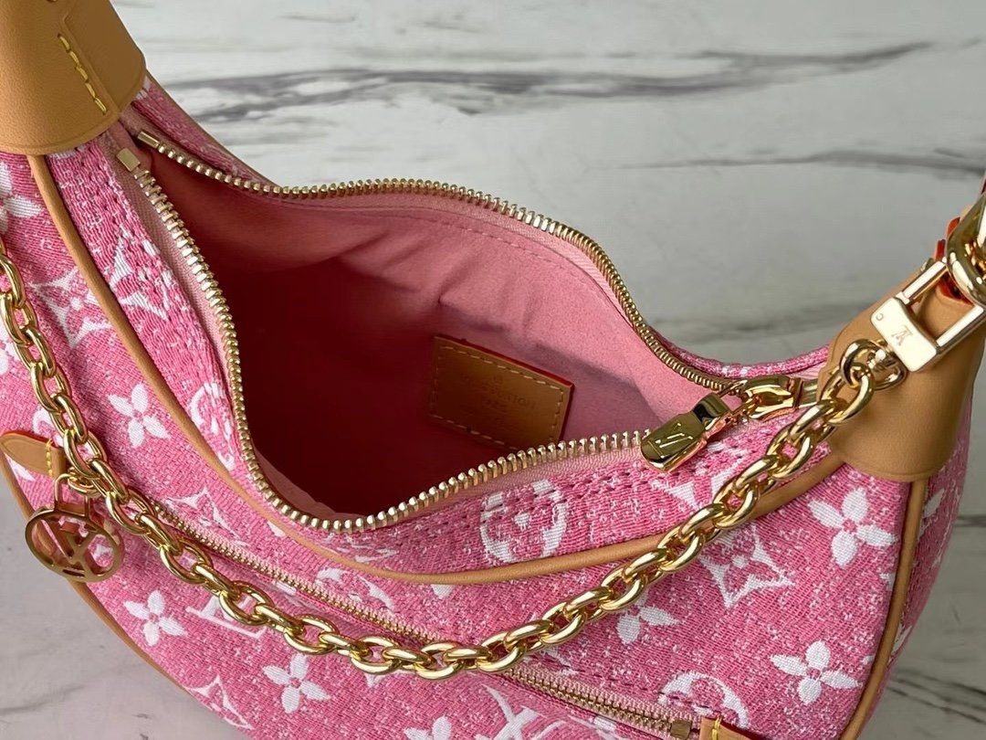 Top Quality Loop Since 1854 Jacquard Pink By Nicolas Ghesquière For Cruise Show, WoHandbags 9.1in/23cm Top Quality M81166