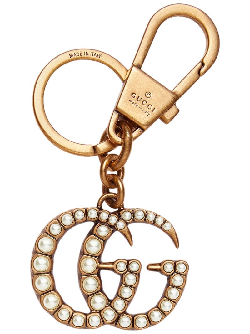 Gucci - pearl-embellished Double G key ring - women - metal/Pearls - One Size - Metallic