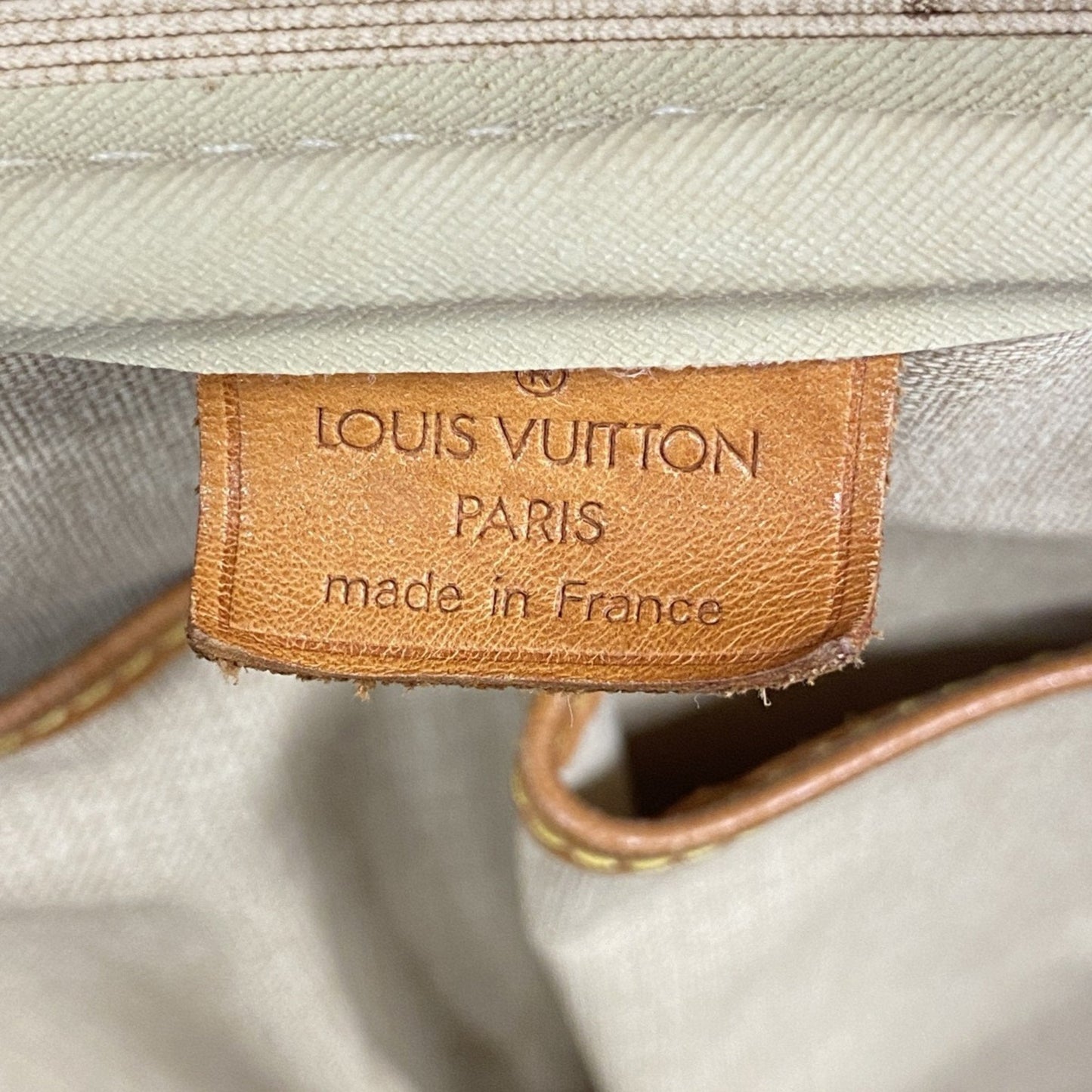 Louis Vuitton Deauville