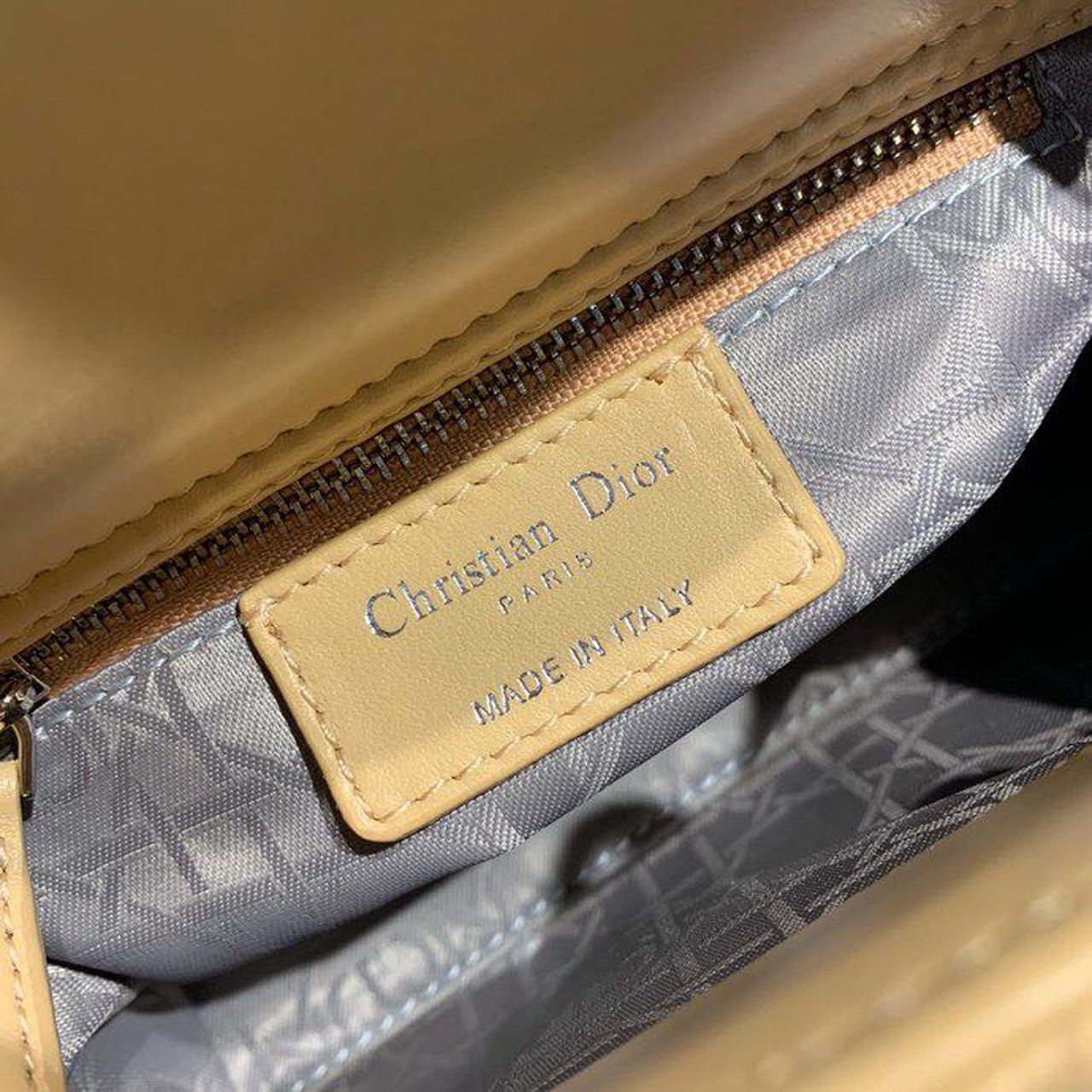 Top Quality Mini Lady Bag with Chain SiTop Qualityer Hardware Spring/Summer Collection, Beige, For Women Women’s Handbags, 18cm CD