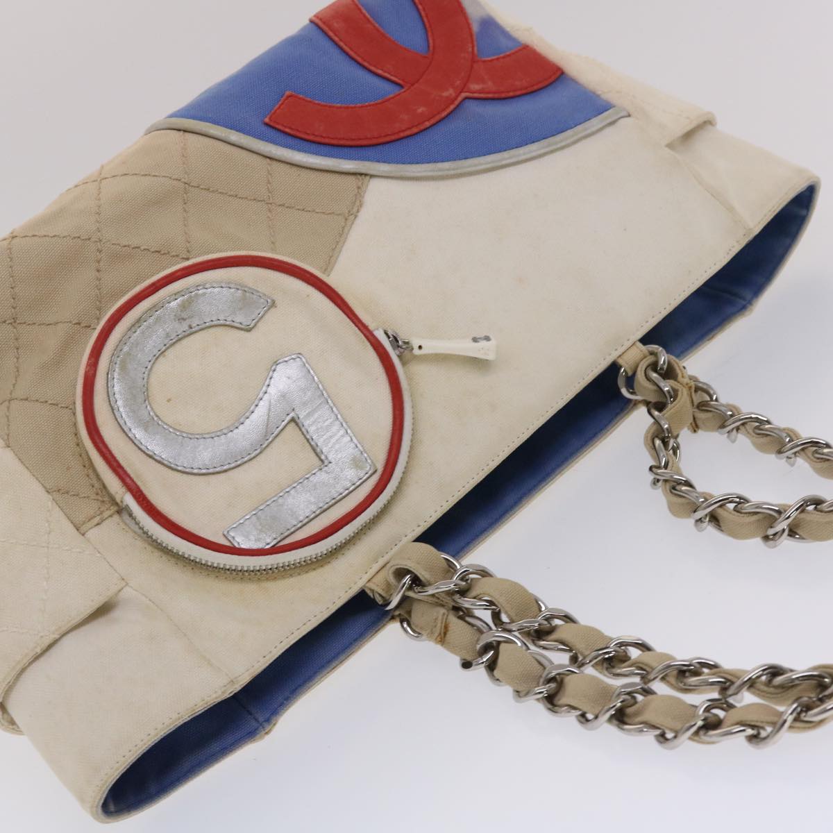 CHANEL Cabas Tote
