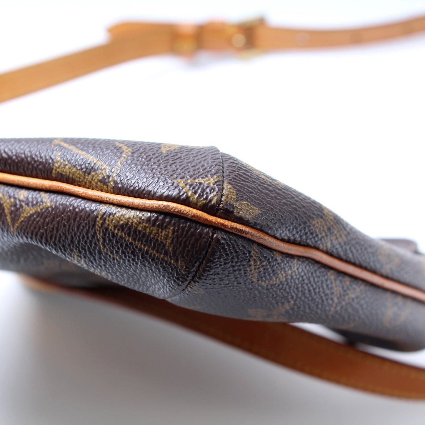 Louis Vuitton M tte Salsa Long Monogram