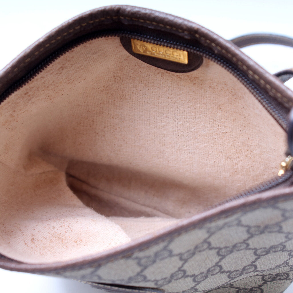 Gucci 007-89-1095 GG Supr Mini Bucket Bag