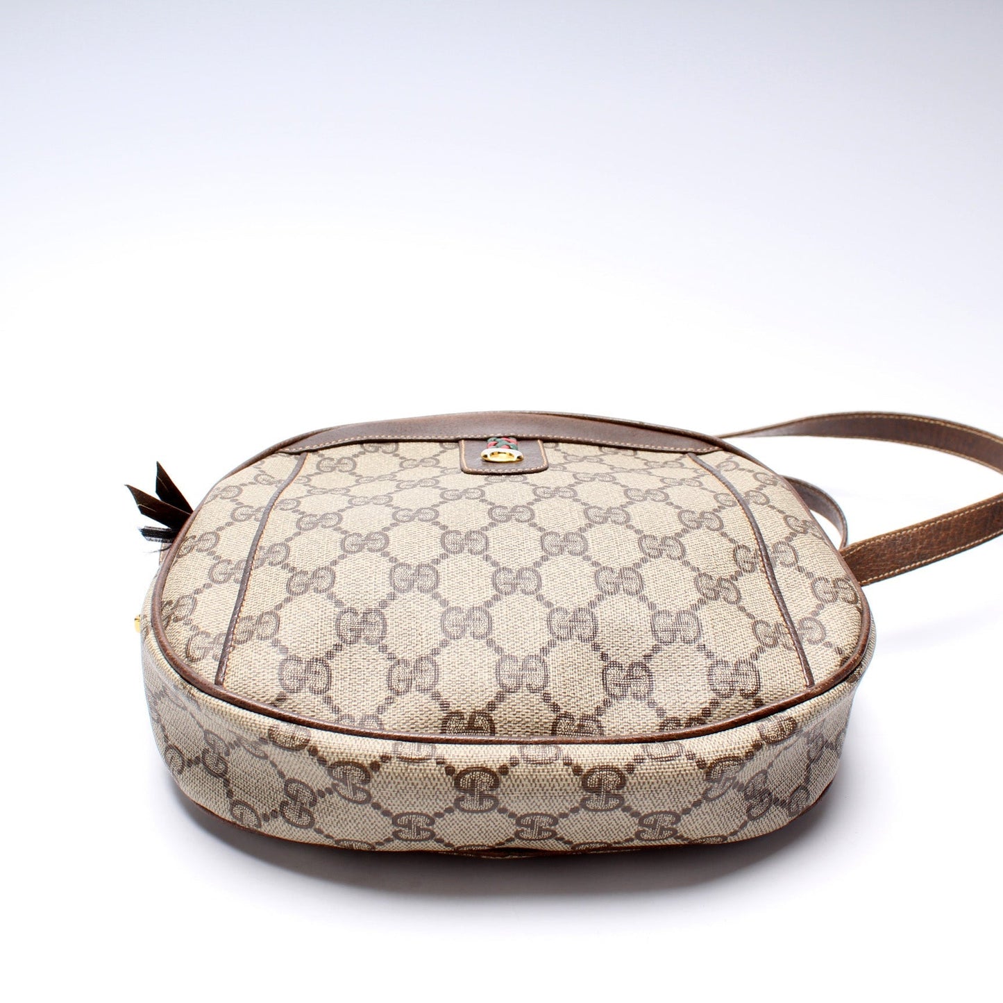 Gucci GG Supreme Shoulder Bag