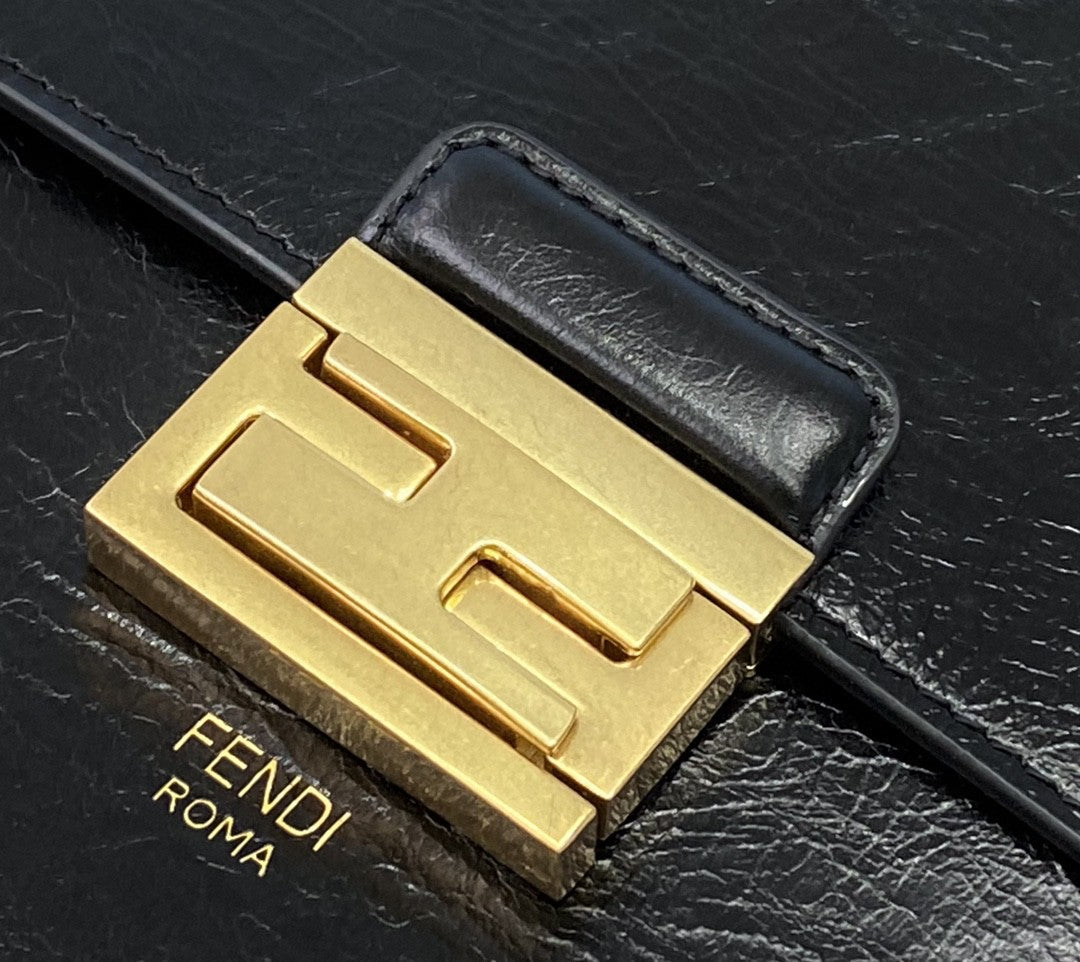 Top QualityTop Quality Kan U Small Black Bag For Woman 25cm/9.5in