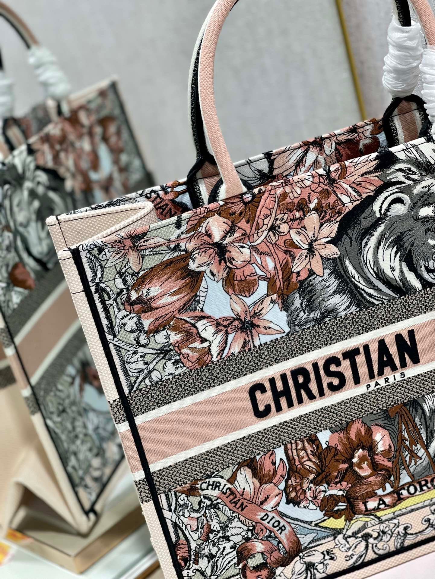 Top Quality Large Book Tote Multicolor, For Women, Womens Handbags 16.5in/42cm CD M1286ZFOR_M884
