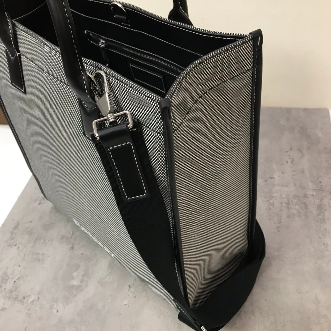 Top Quality Horseferry Print Cotton Canvas Tote Black/Grey For Women, Womenâs Bags, Shoulder And Crossbody Bags 14in/ 35.5cm BUR 80508141