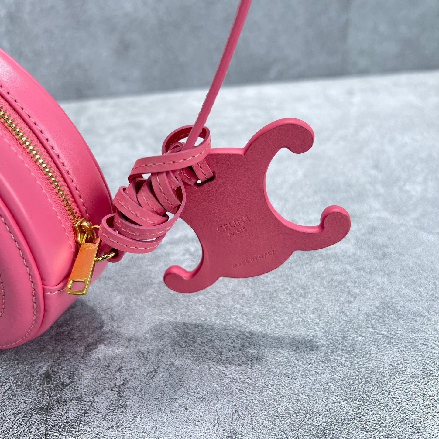 Top Quality Crossbody Oval Purse Cuir Triomphe PiNike For Women 6in/16cm 10I703DPQ.27LK
