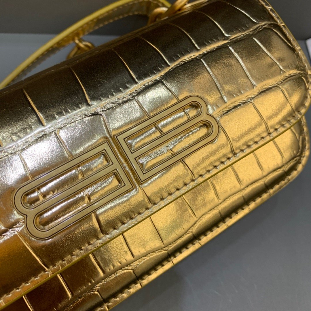 Top Quality Gossip Small On Chain Shoulder Bag Gold, For Women, Bags 7.4in/19cm