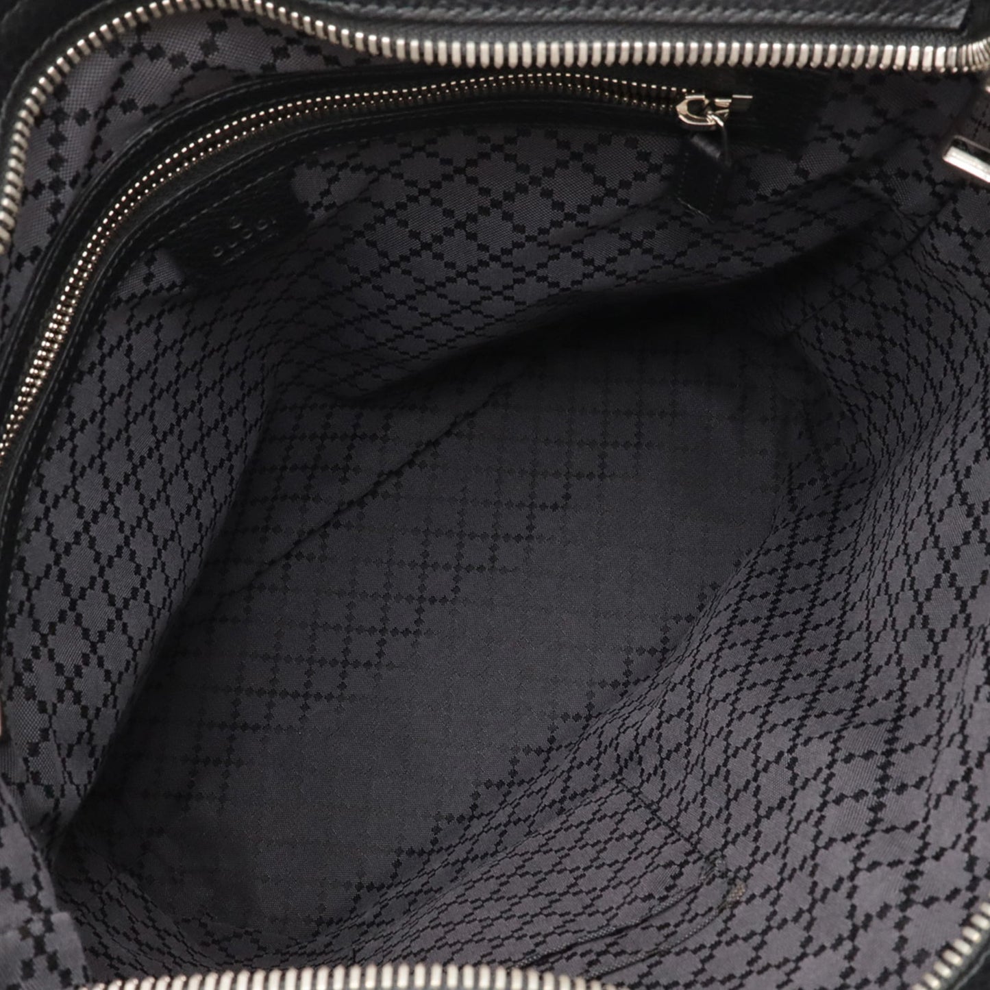 Gucci Black Navy Leather Shoulder Bag Tote Bag ( )