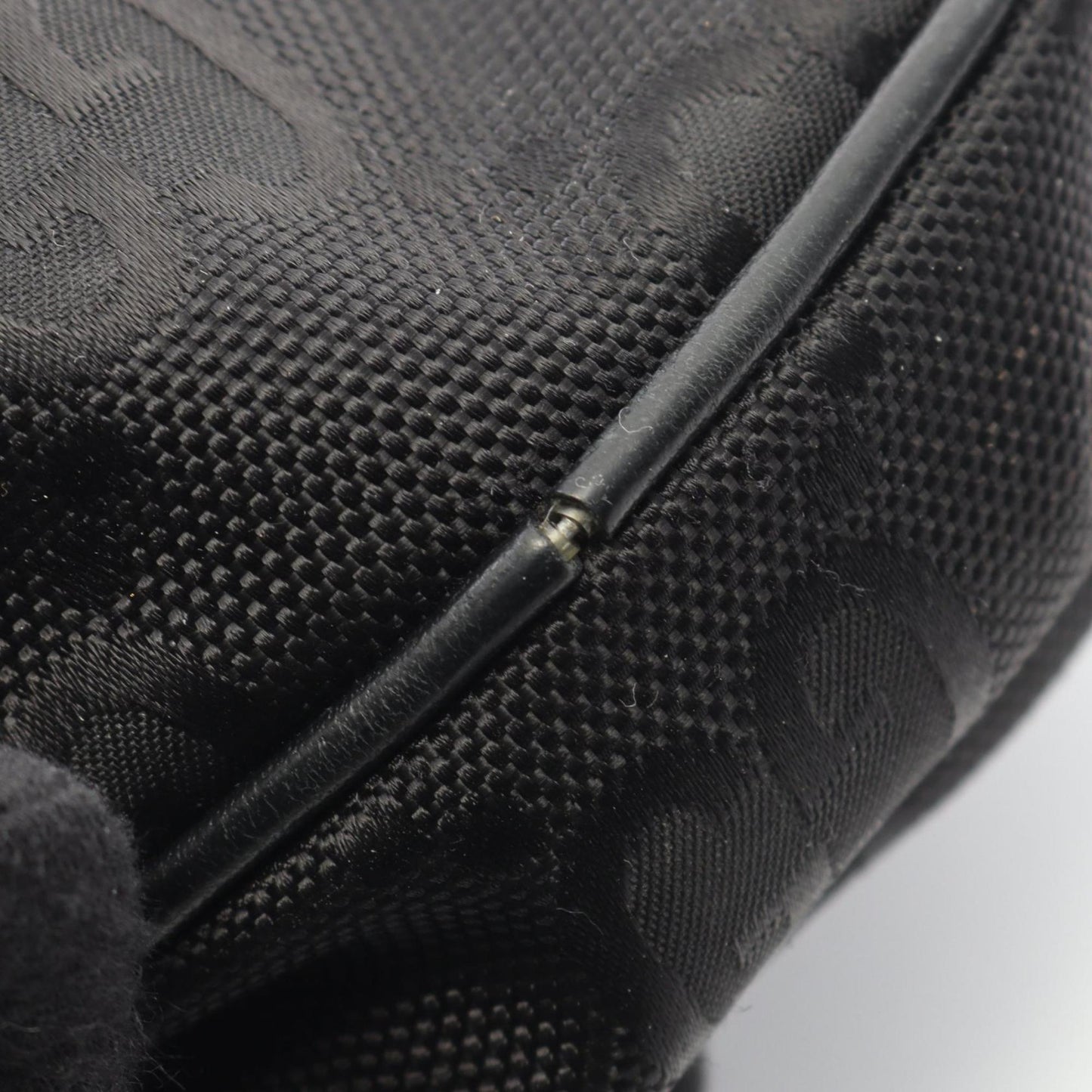 Gucci Black Leather Nylon Canvas Shoulder Bag ( )