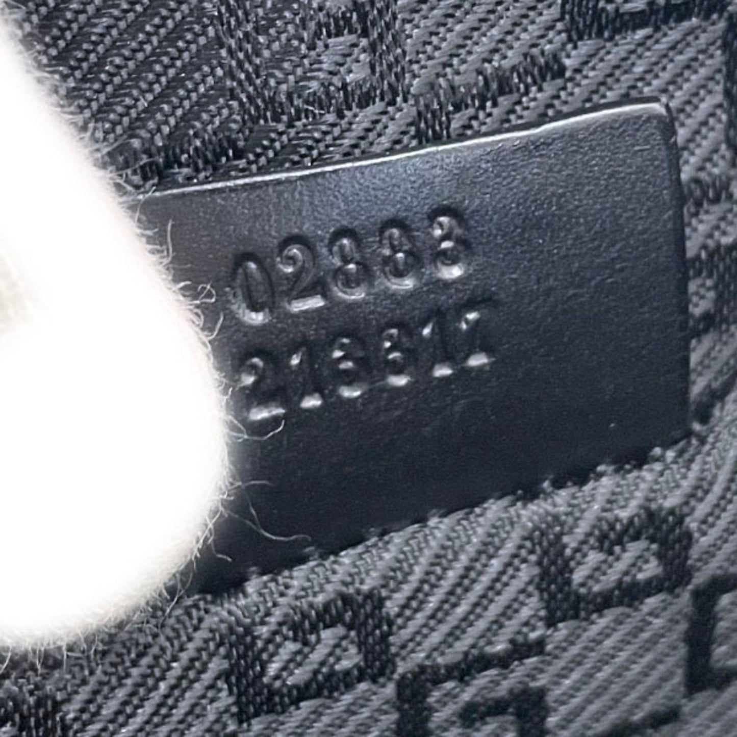 Gucci Black Nylon Leather Clutch Bag ( )