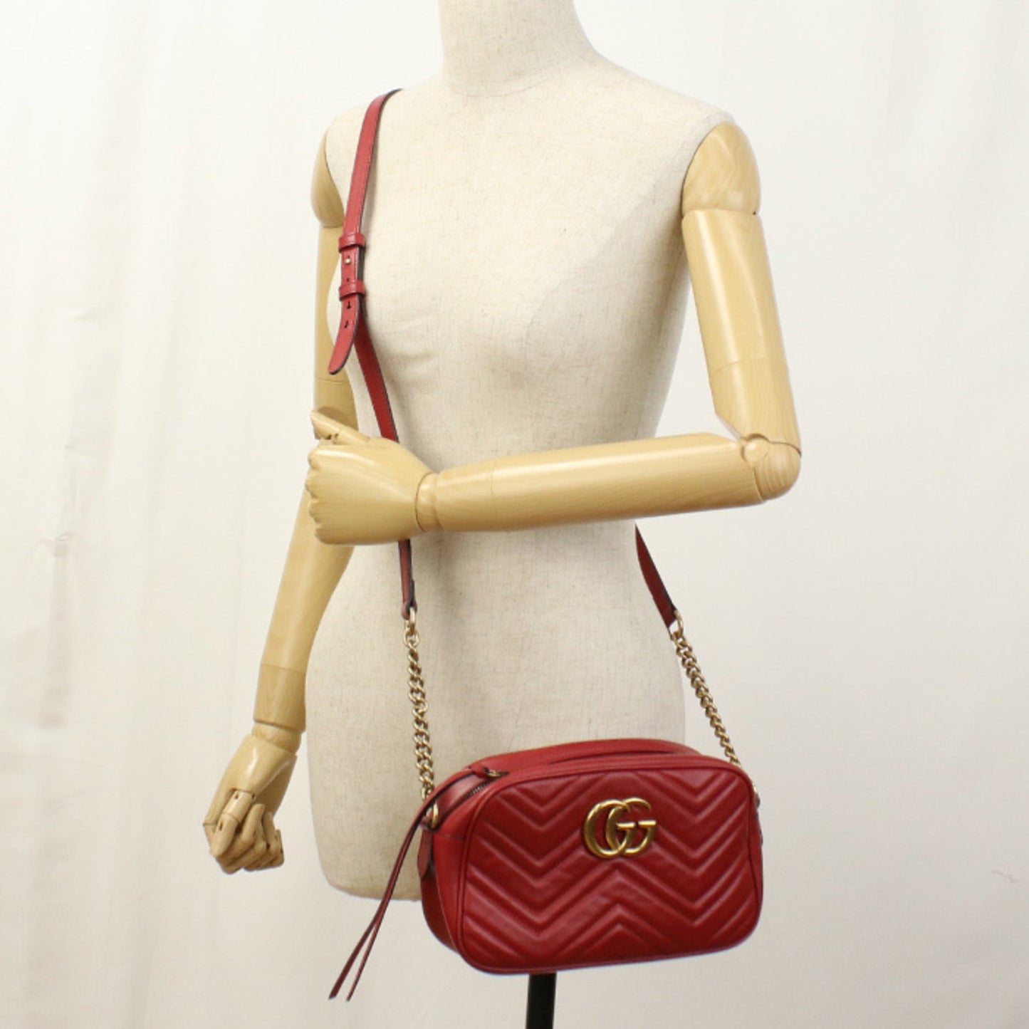 Gucci Red Color Leather Shoulder Bag ( )