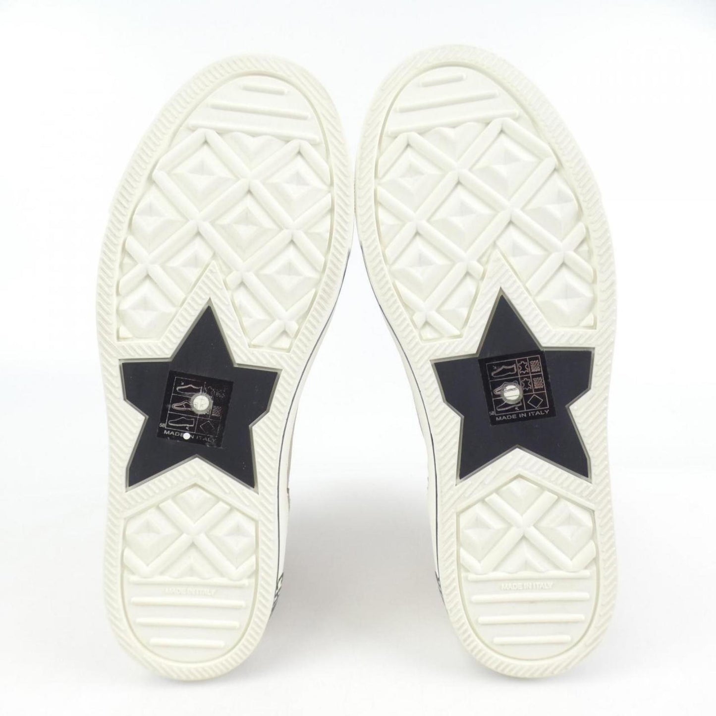 Christian Dior Beige Sneakers ()