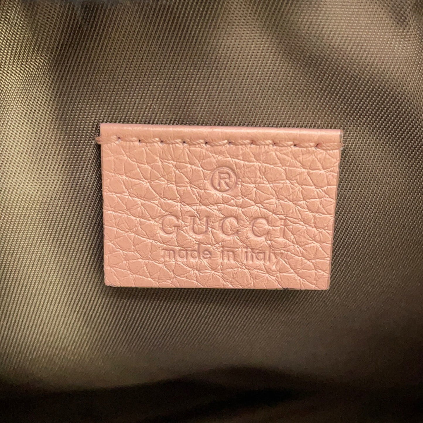 Gucci Brown Pink Leather Clutch Bag ( )