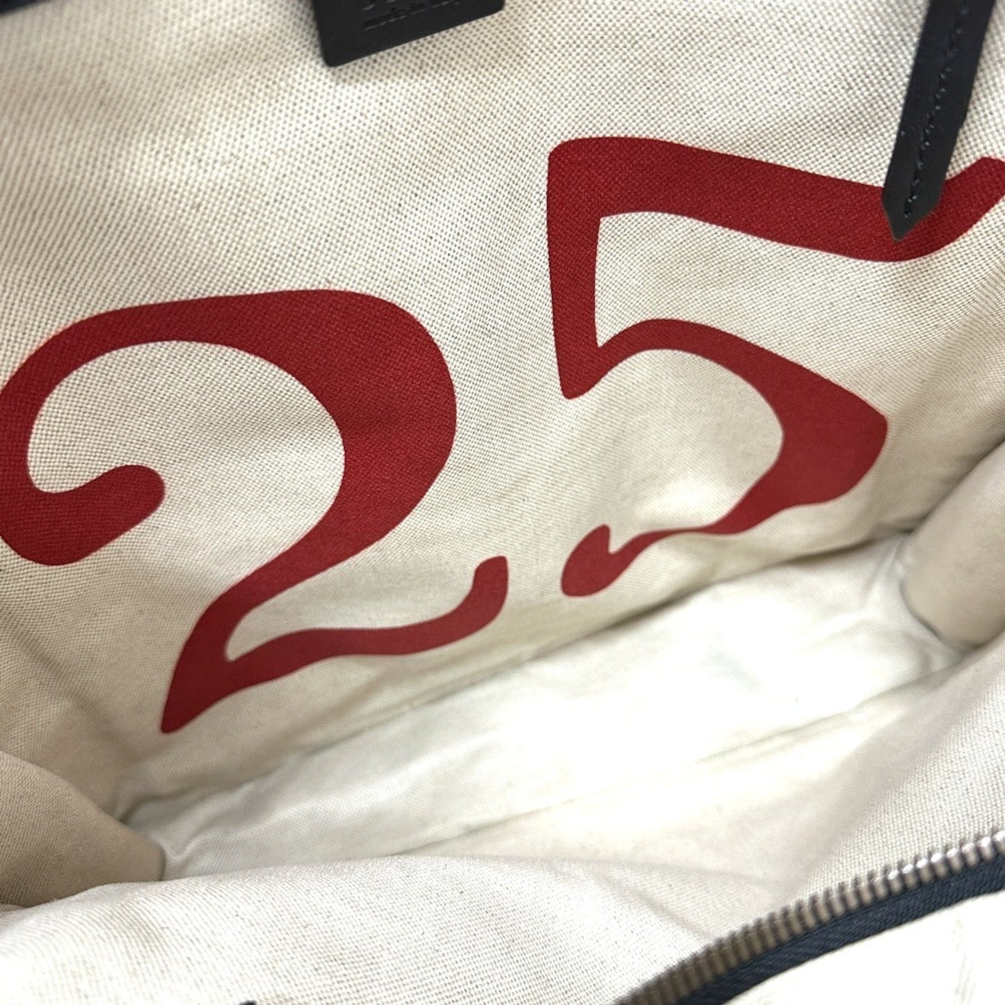 Gucci Beige Gg Supreme Handbag Shoulder Bag ( )
