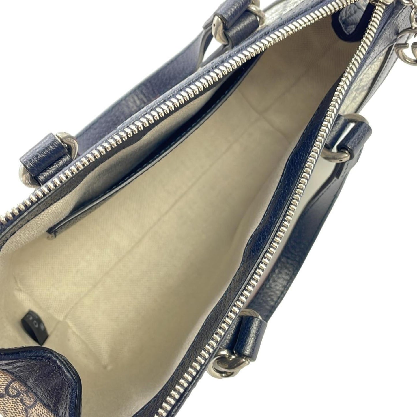 Gucci Beige Blue Gg Supreme Leather Handbag ( )