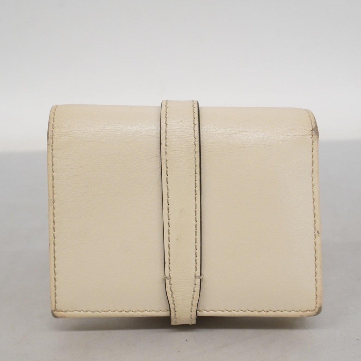 Gucci White Leather Wallet (Bi-Fold) ( )