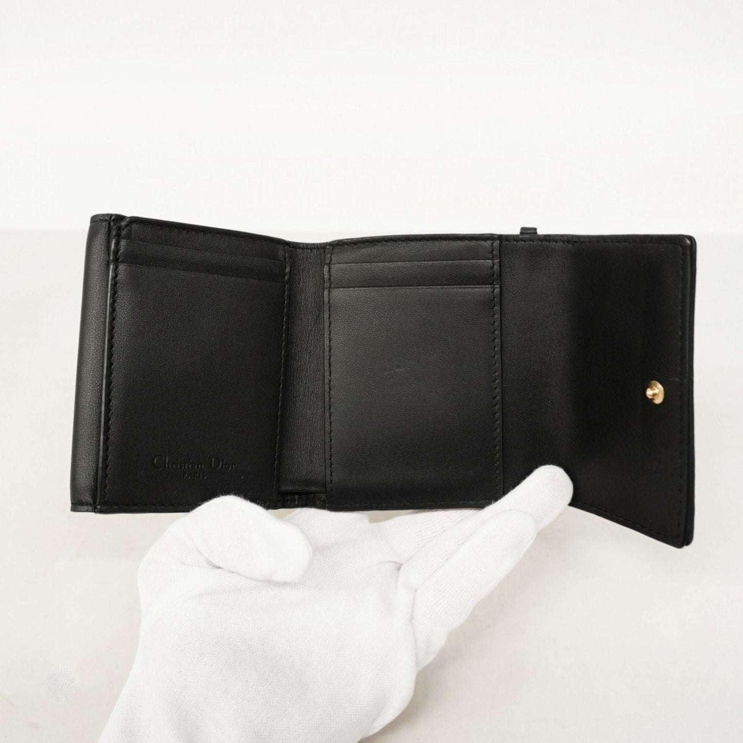 Christian Dior Black Leather Wallet (Tri-Fold) ()
