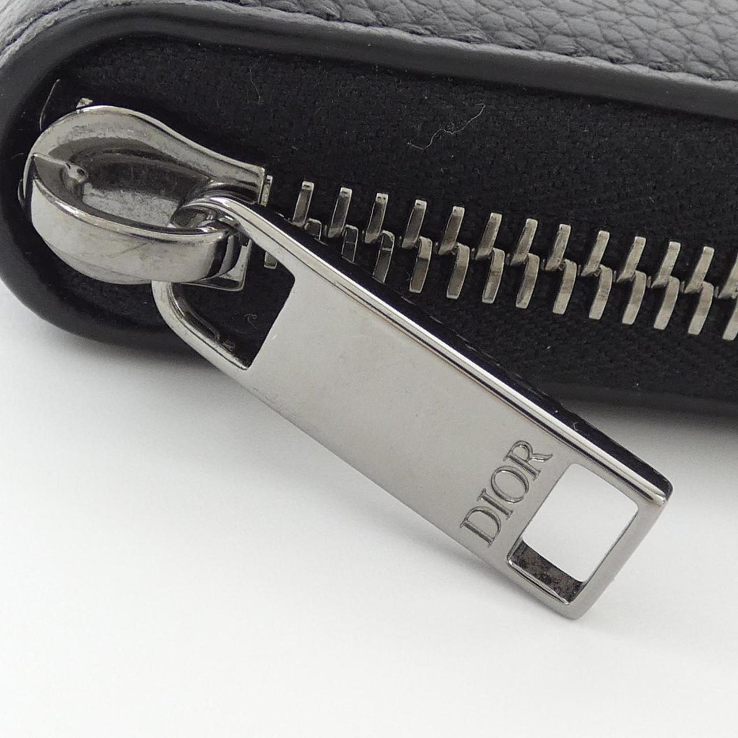 Christian Dior Black Long Wallet (Bi-Fold) ()