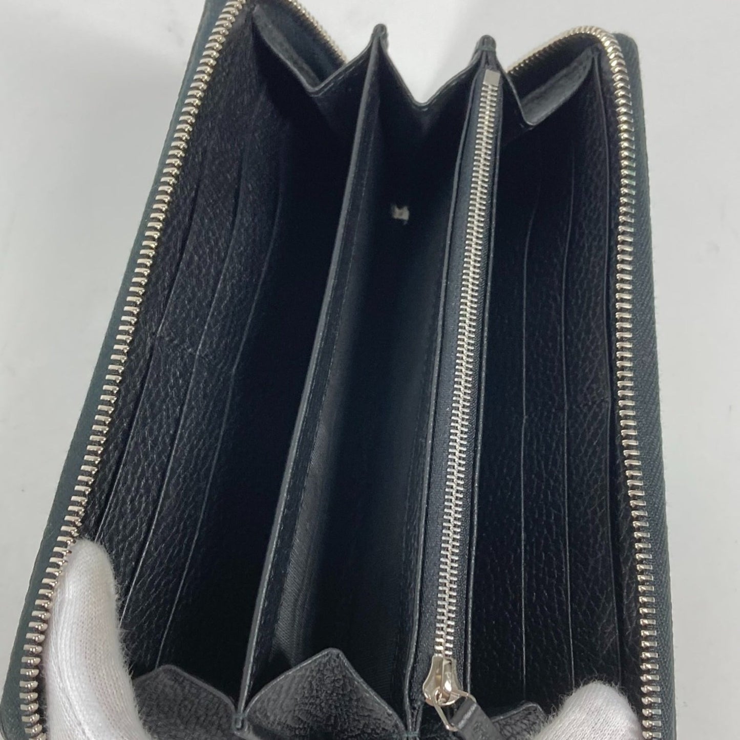 Gucci Black Leather Long Wallet (Bi-Fold) ( )