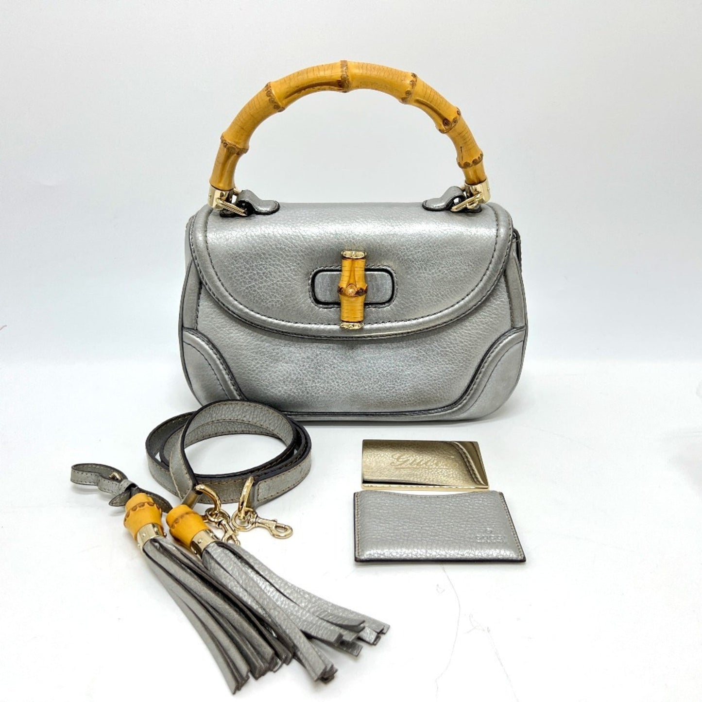 Gucci Silver Leather Handbag ( )