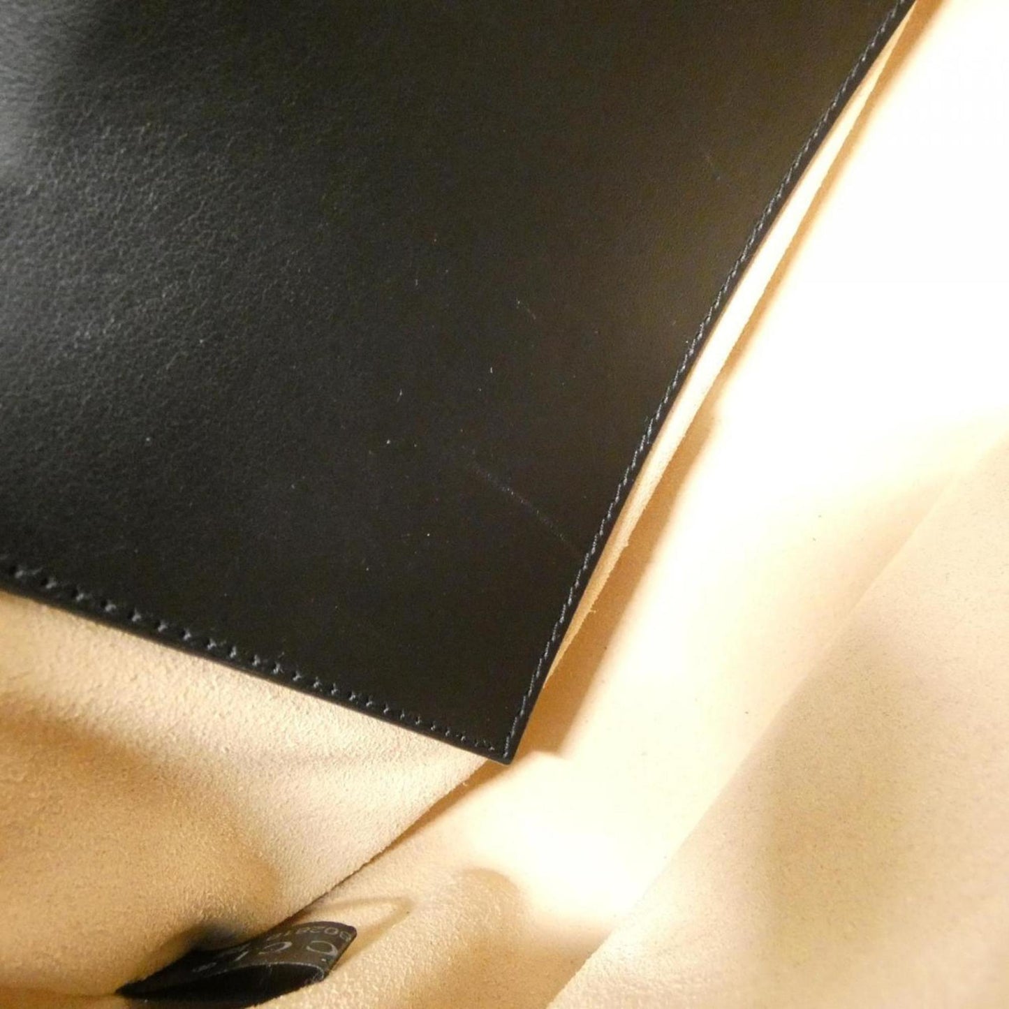 Gucci Black Leather Shoulder Bag ( )
