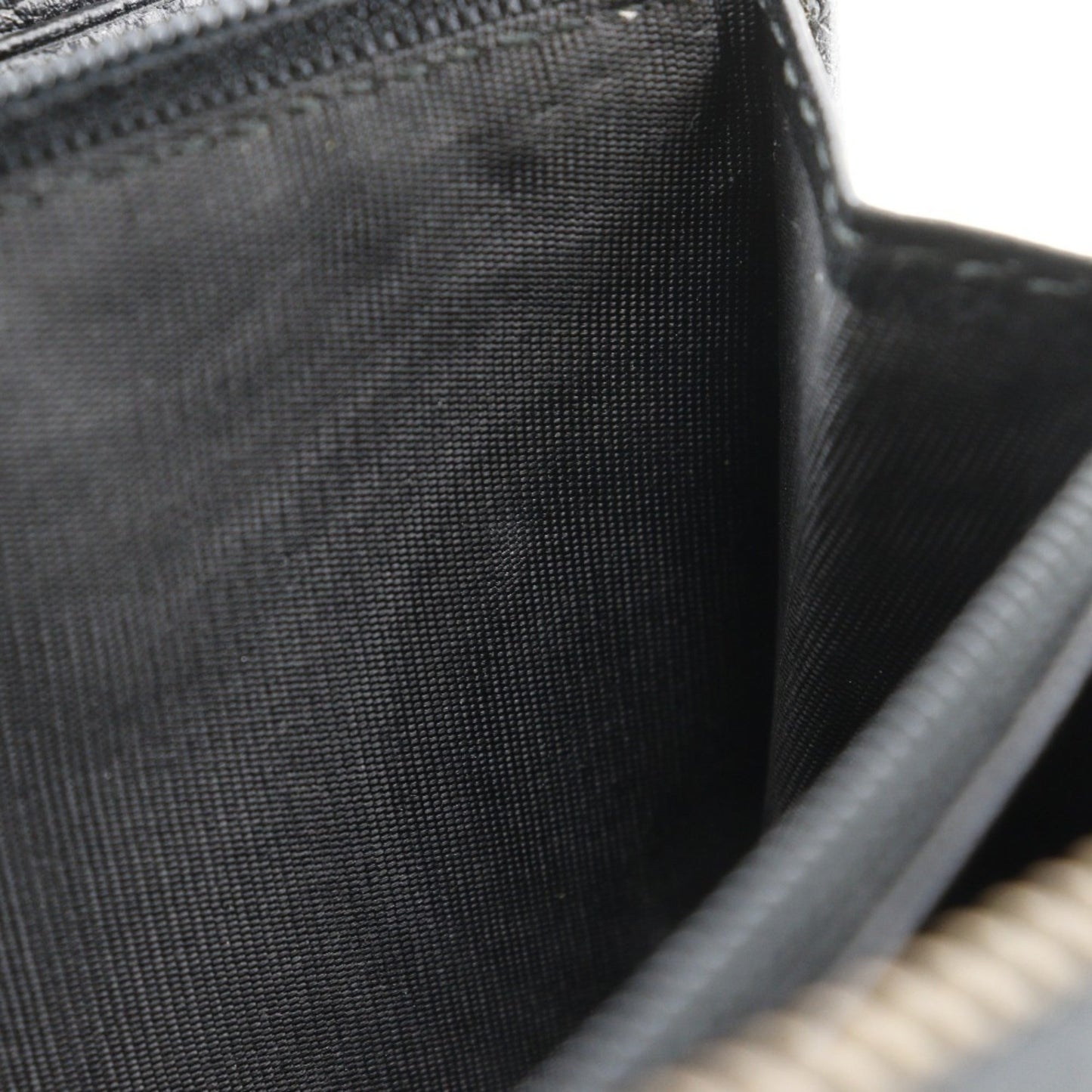 Gucci Black Leather Long Wallet (Bi-Fold) ( )