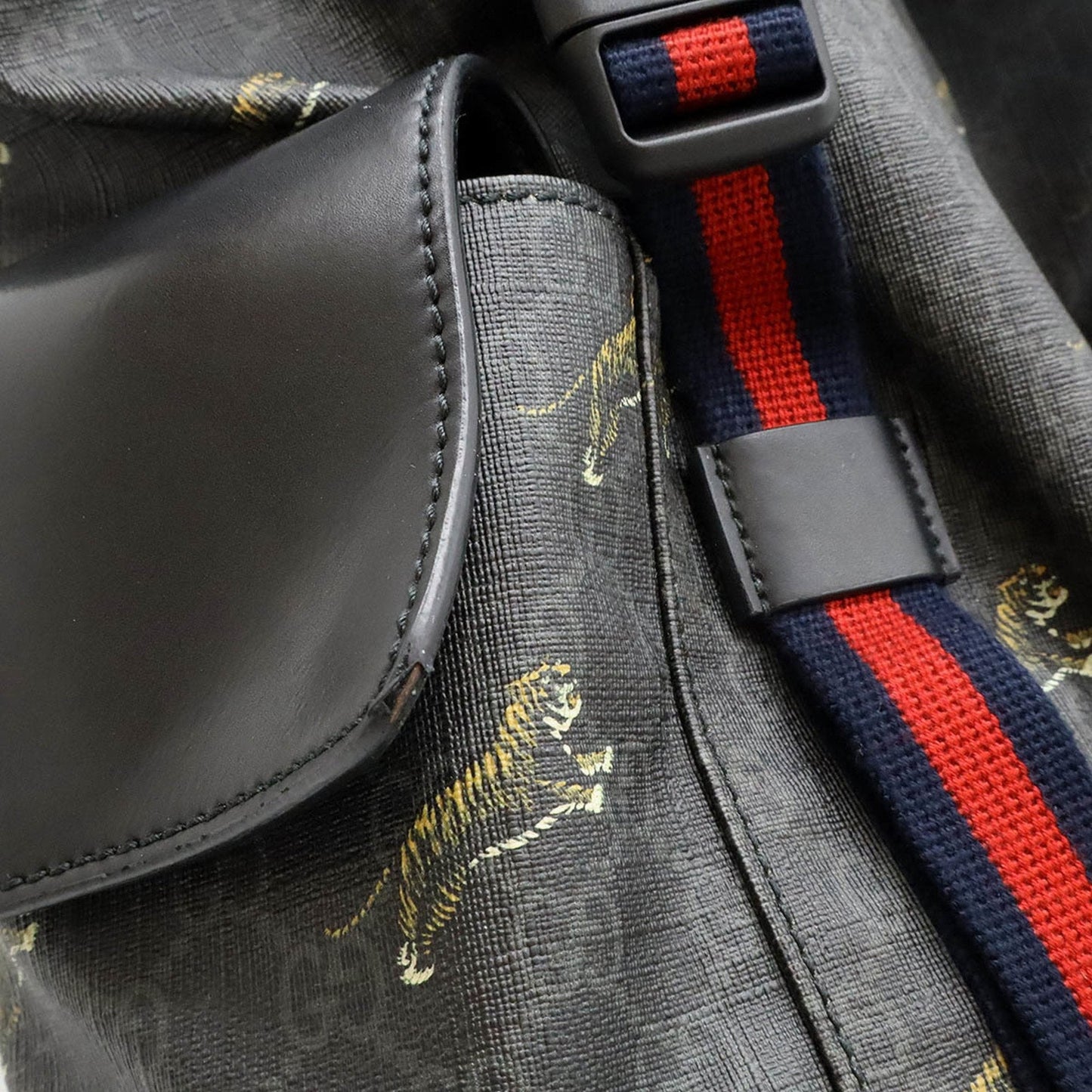 Gucci Sherry Line Black Gray Navy Red Color Pvc Leather Backpack ( )