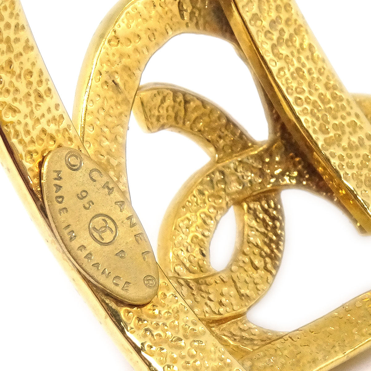 CHANEL 1995 Heart Bangle Gold 95P 48771