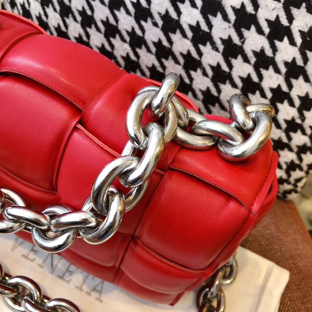 Top Quality Chain Cassette Red, For Women, Women’s Bags 10.2in/26cm
