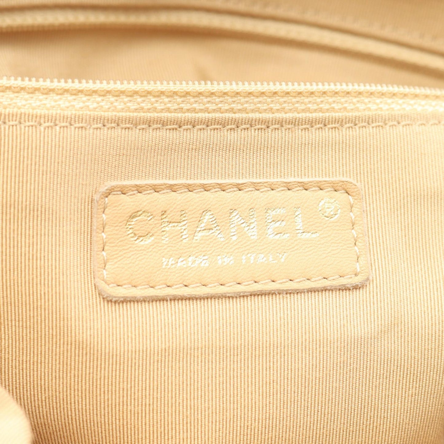 Chanel Matelasse Leather Shoulder Bag