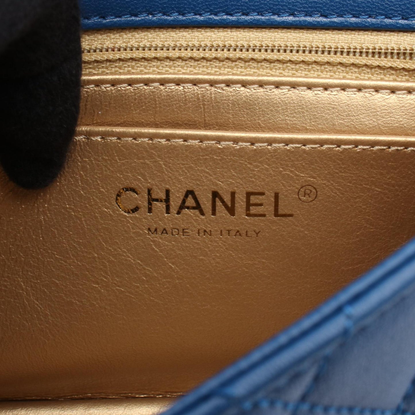 Chanel AS1786 Leather Shoulder Bag