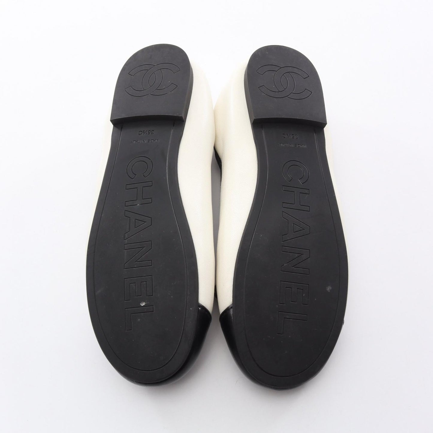 Chanel Coco Mark Leather Pumps