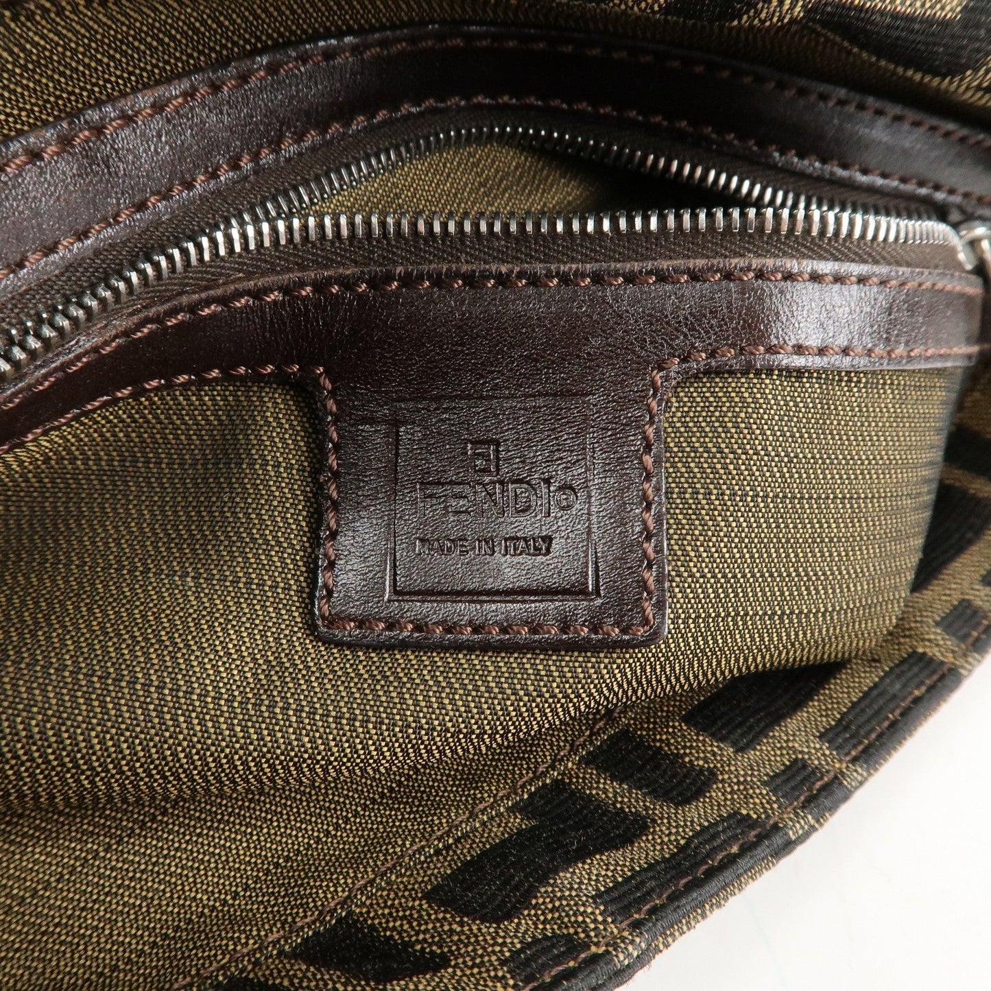 FENDI Mamma Bagguette Zucca Canvas Leather Shoulder Bag 26424 d