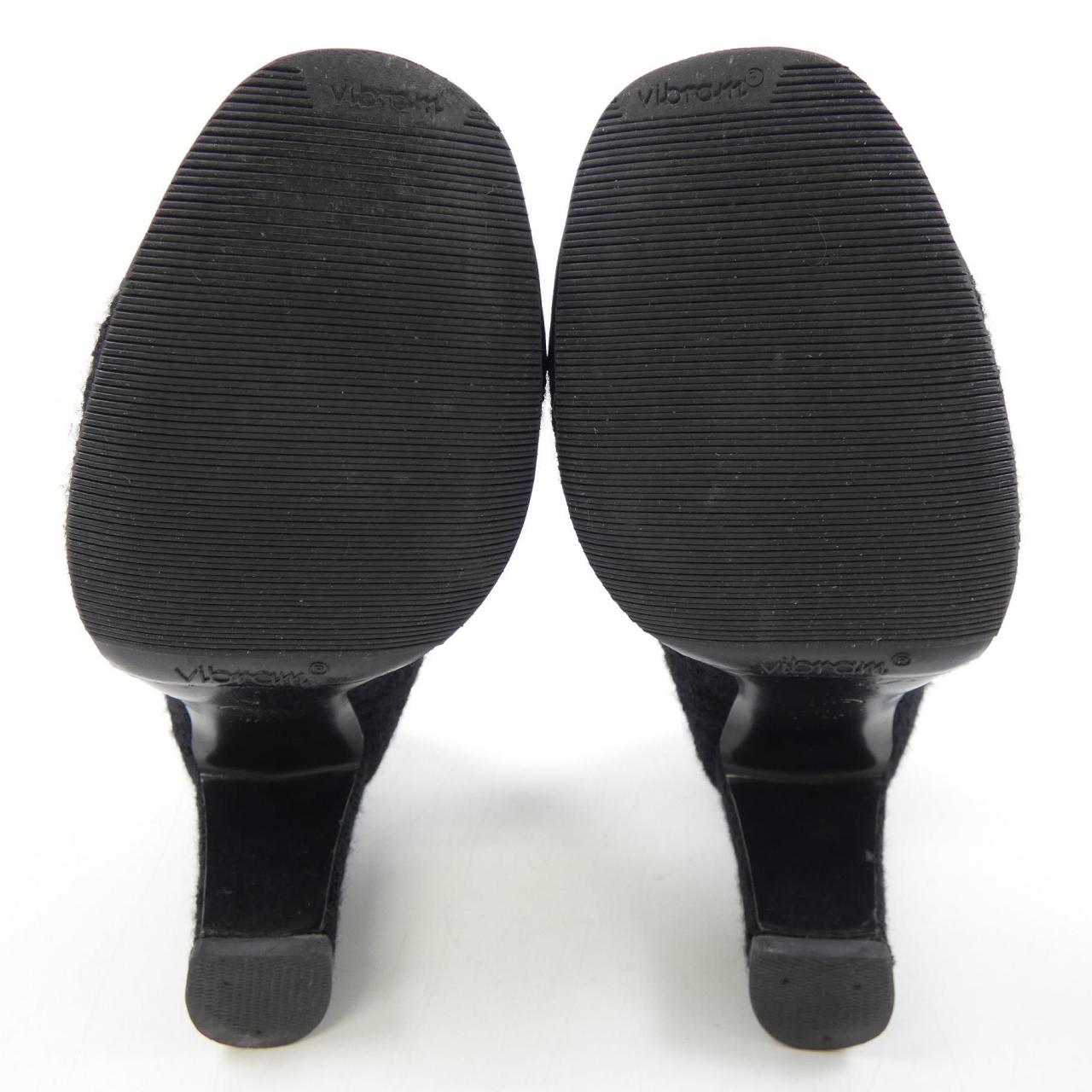 Chanel G32887 Pumps