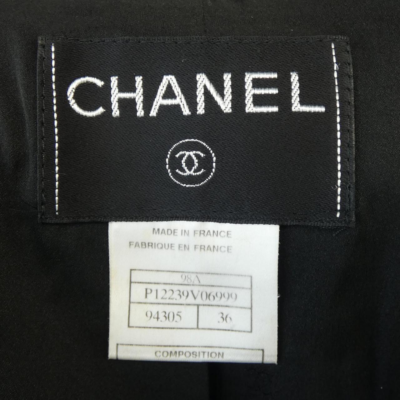 Chanel P12239V06999 98A Collarless Jacket